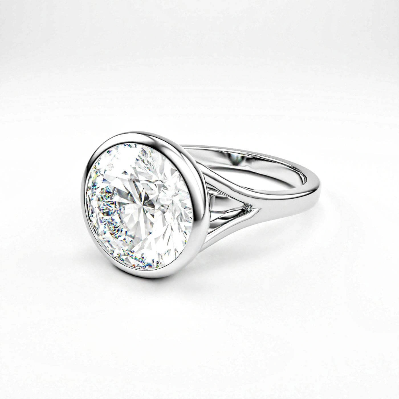 Round Cut Diamond Ring