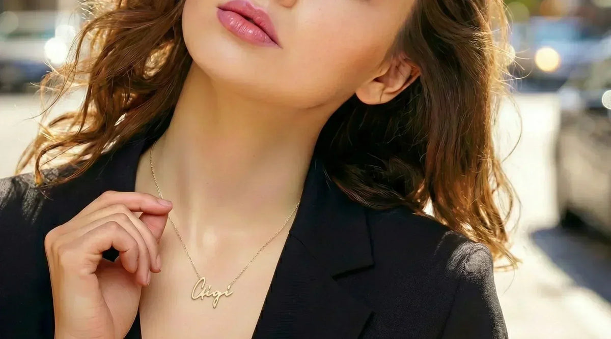 Name Necklace Trends 2026: What’s Hot This Year