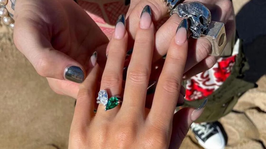 kylie jenner two stone ring