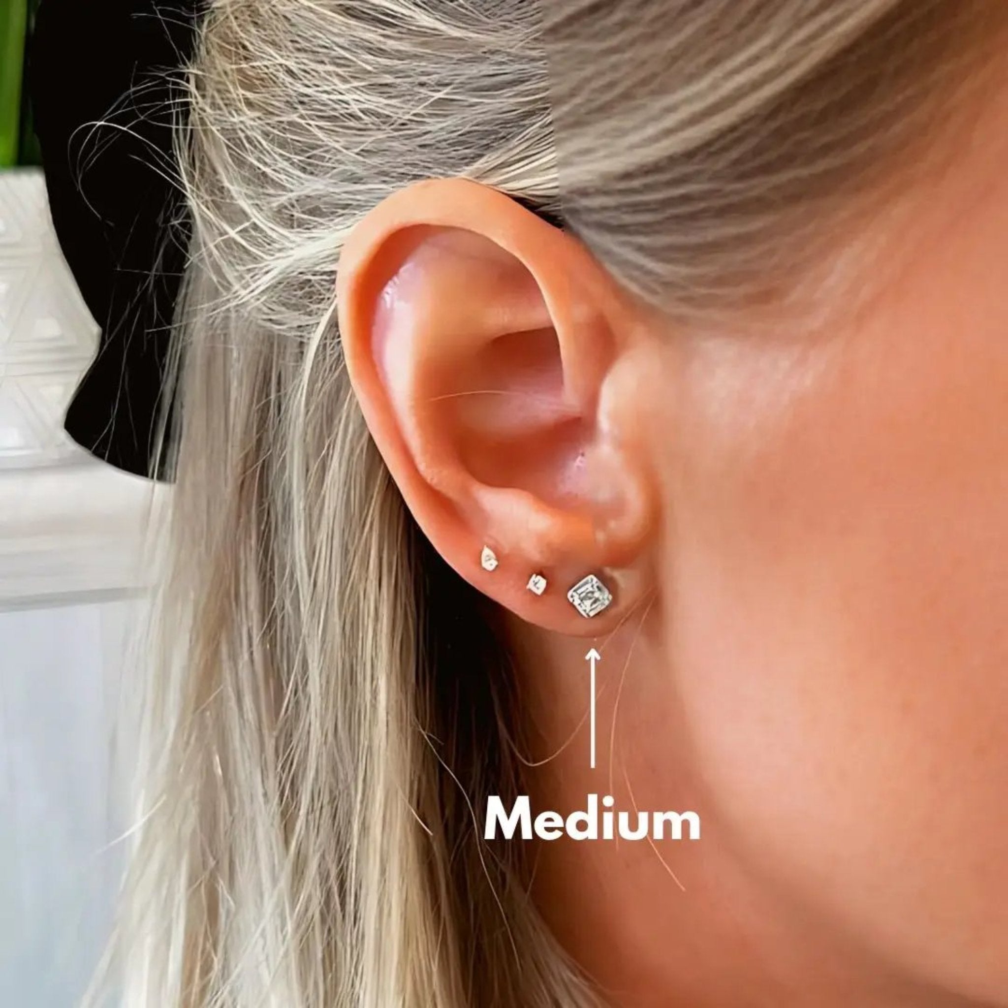 diamond stud earring