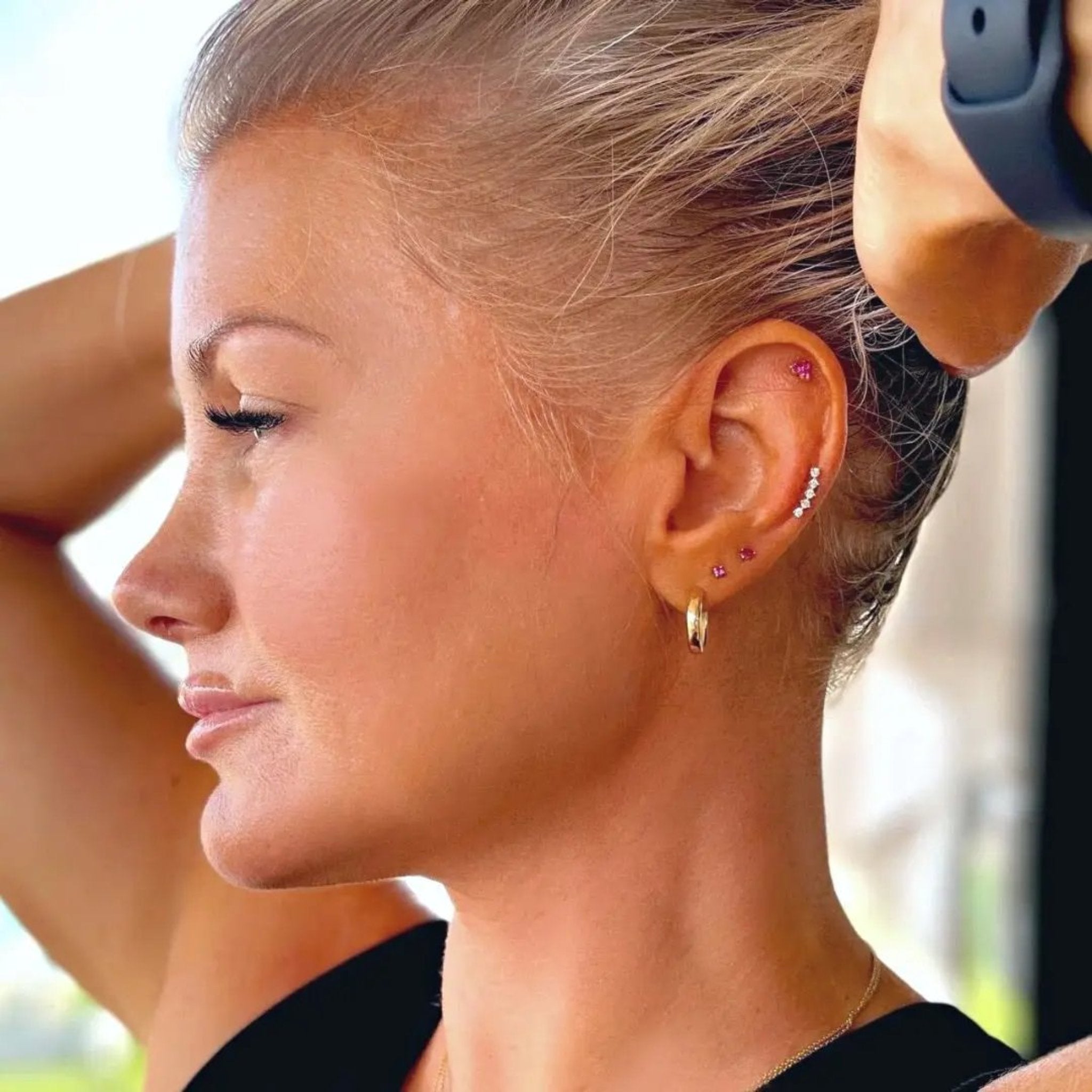 diamond curved ear bar